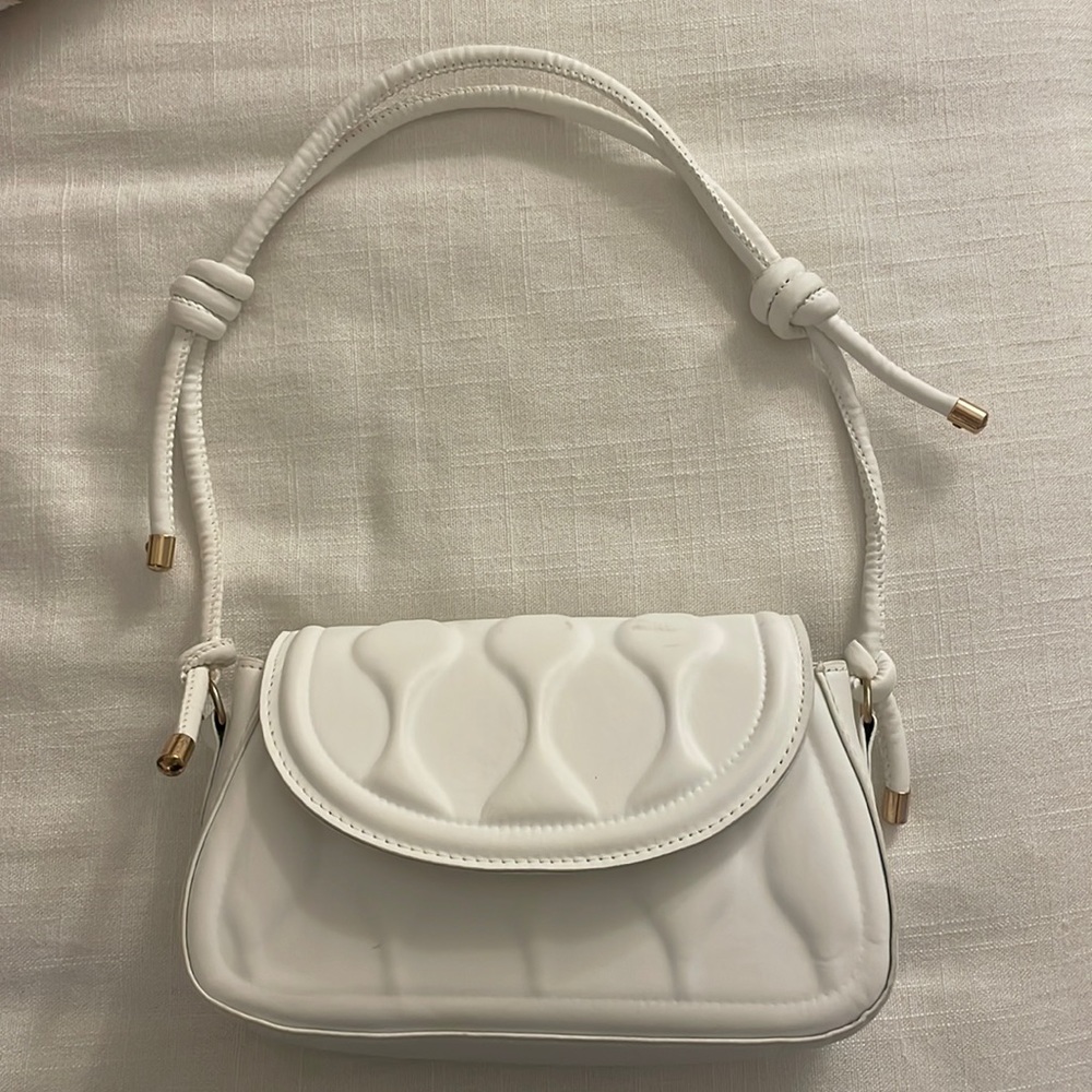 White embossed geometric flap square bag shein